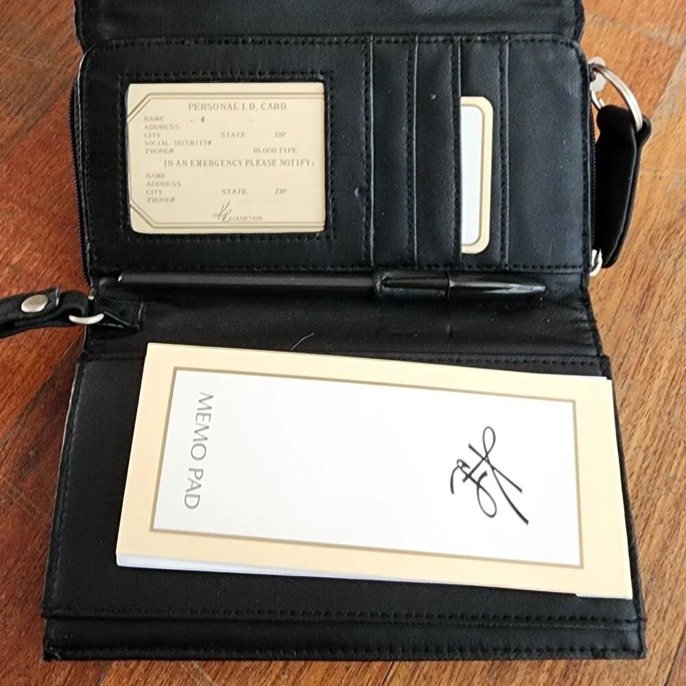 NWOT Walmart Black Organizer Wristlet Wallet